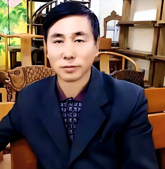 张金福个人照片.jpg