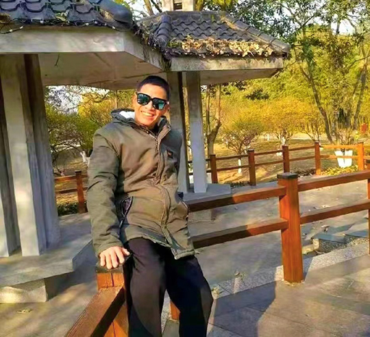 杨晓东个人照片.jpg