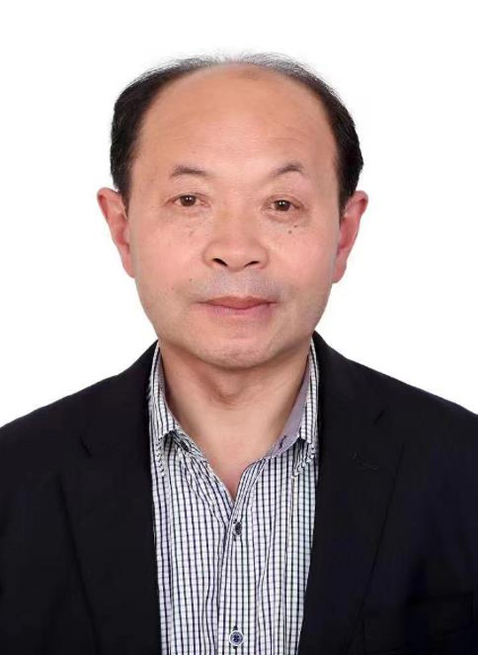 李尧臣个人照片.jpg