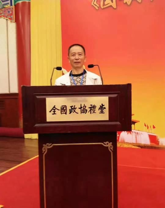 刘重阳个人照片.jpg
