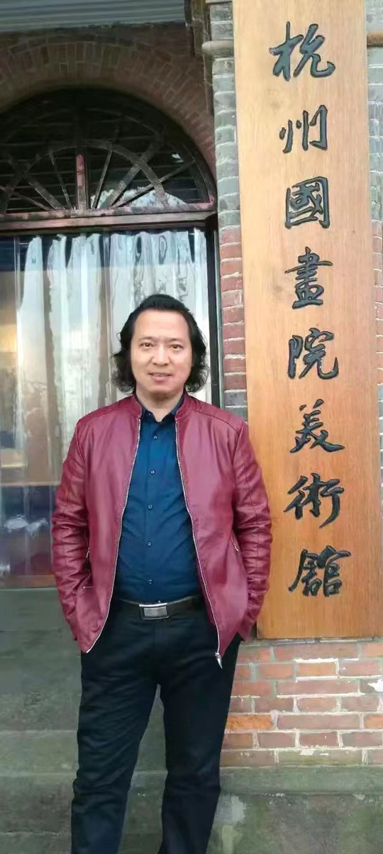 张海涛个人照片.jpg