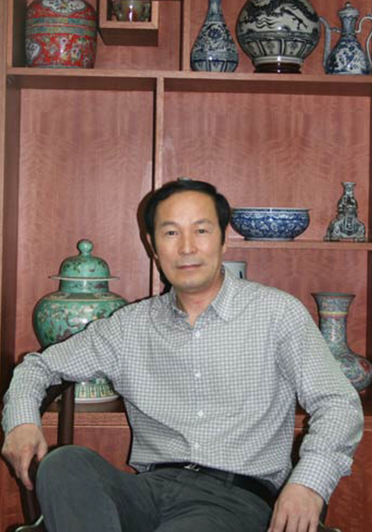 汪铭录个人照.png