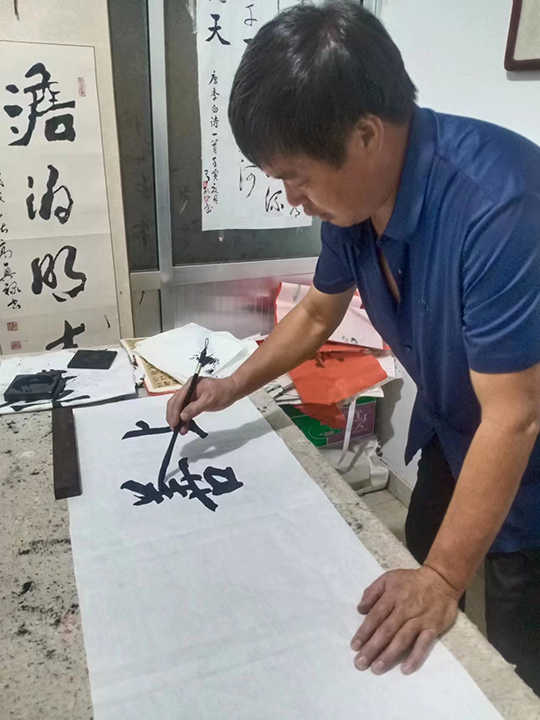 玄有启个人照.jpg