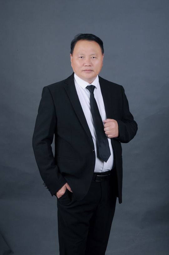 刘成甫个人照.jpg