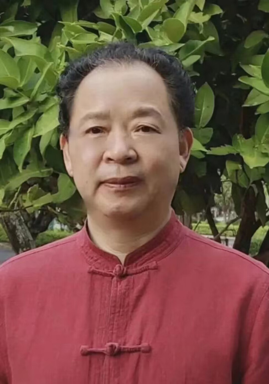 童心田证件照.jpg