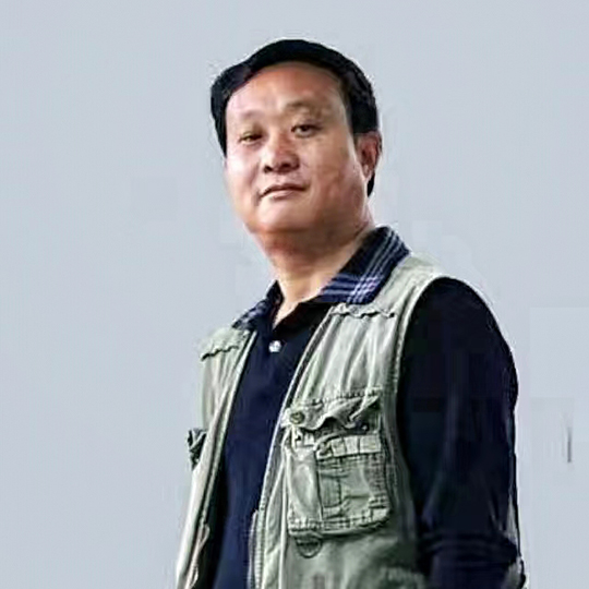 江秋生个人照片.jpg