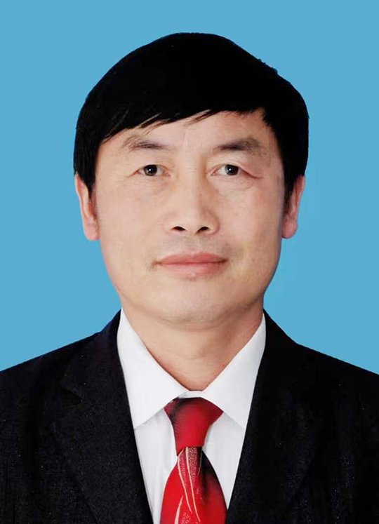 祁世泽个人照.jpg